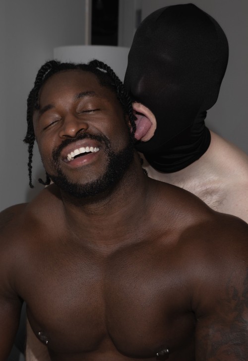 Dom Massage